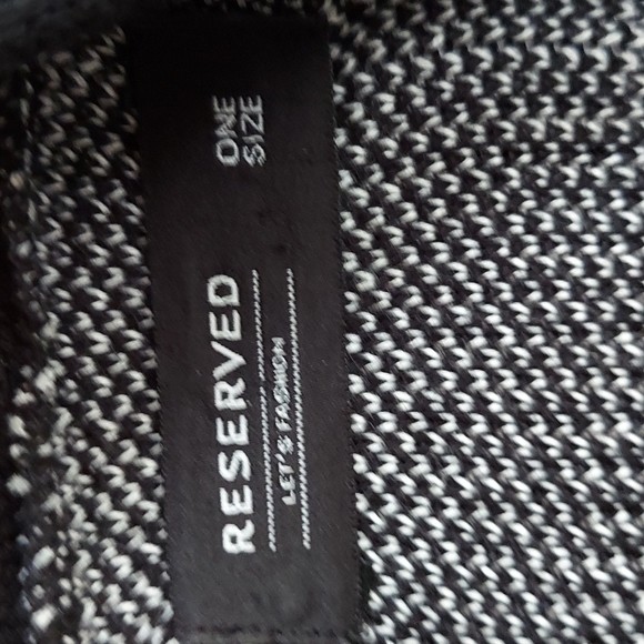 Cardigan - Picture 2 of 5